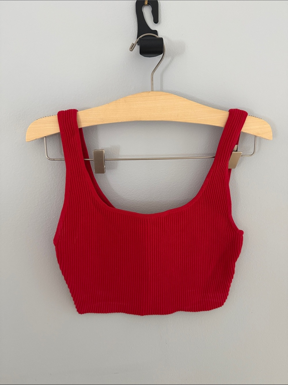 Artizia sculpt knit tank - red